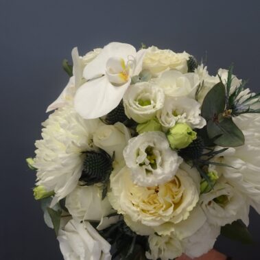 wedding bouquet, tamworth wedding, bridal bouquet, white bouquet tamworth, tamworth weddings, tamworth florist, florist tamworth, tamworth wedding florist, rose bouquet